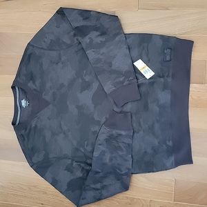 NWT Izod SaltWater Pullover Crew Neck Light Sweatshirt Camo Heathered Charcoal S